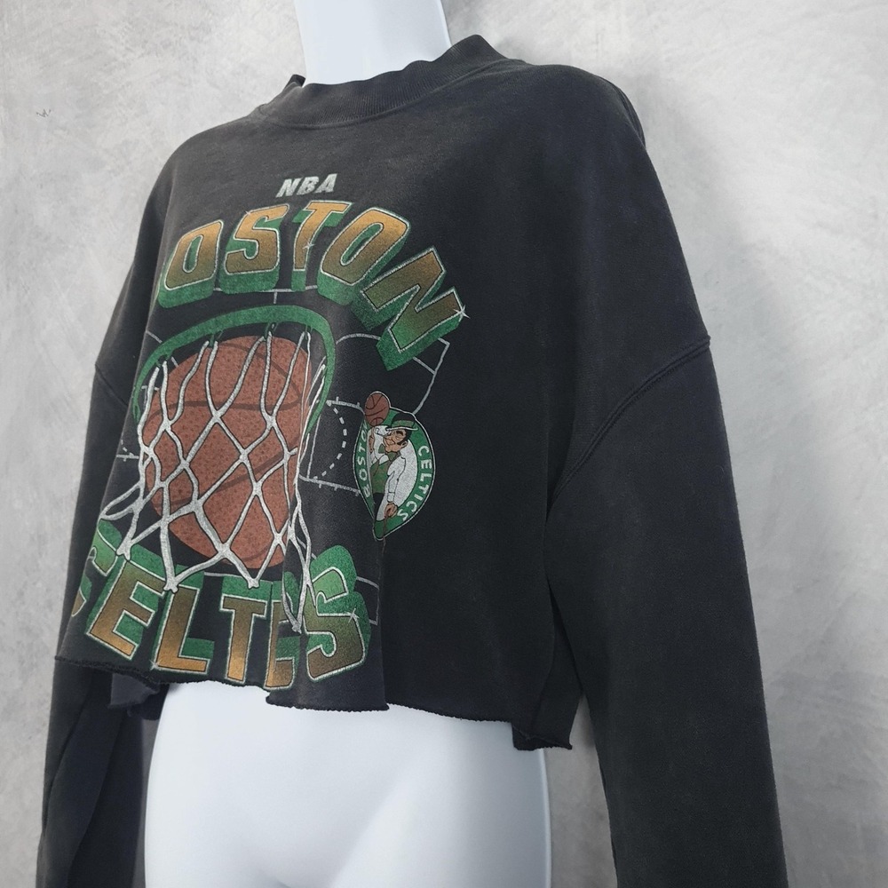 Abercrombie Boston Celtics Sweatshirt Womens Medium Black Cropped Oversized - Picture 4 of 16